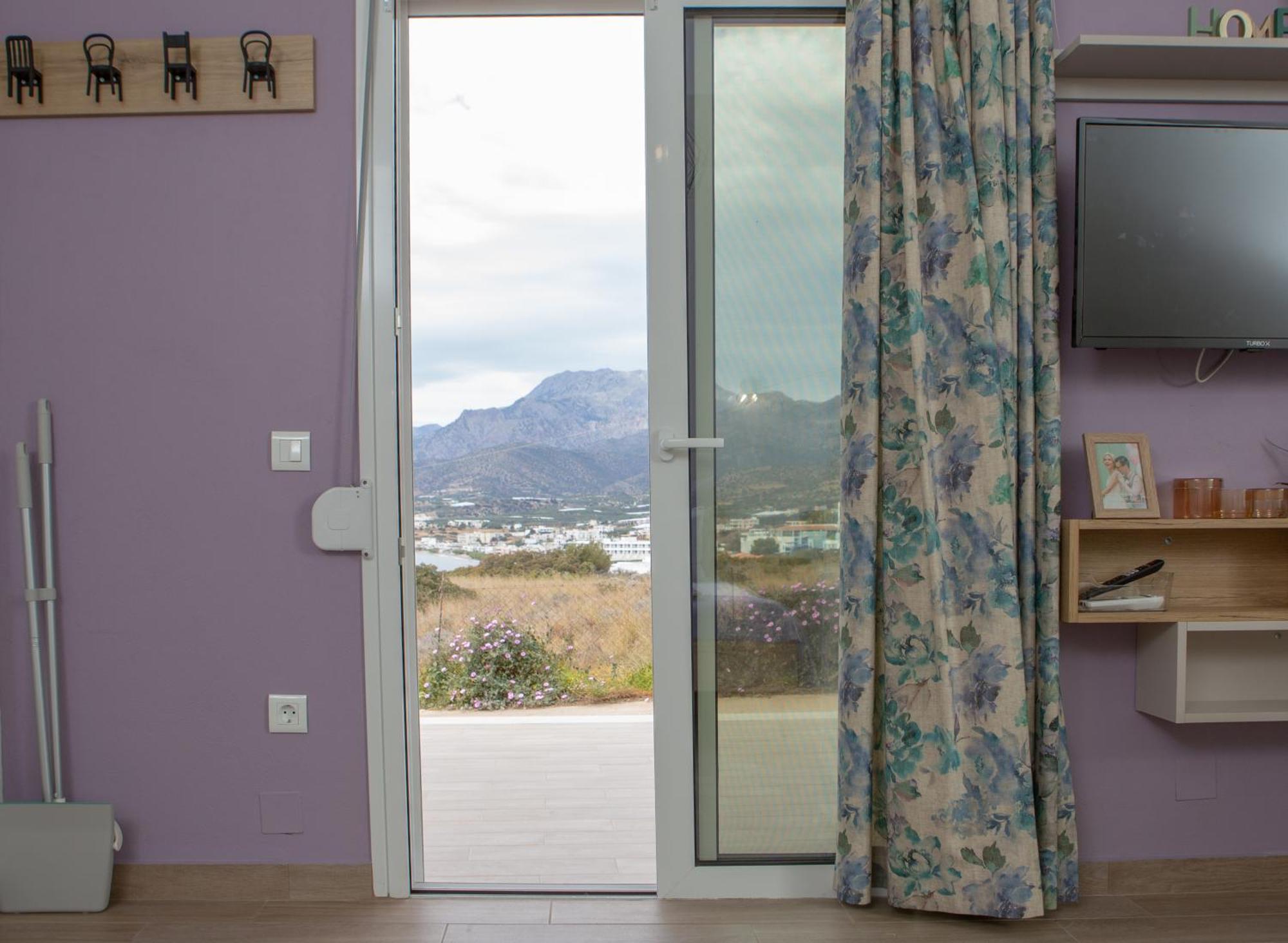 Studio Athena With Panoramic View Of Makrygialos Pilalimata Luaran gambar